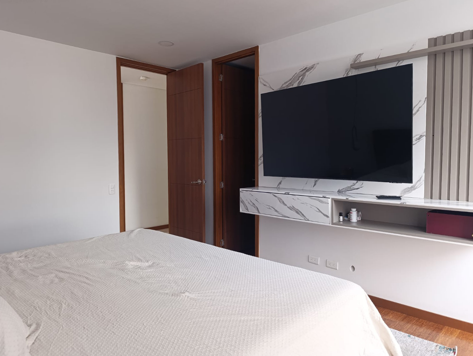 Apartamento en arriendo en El Tesoro, Medellín · foto 11 de 19