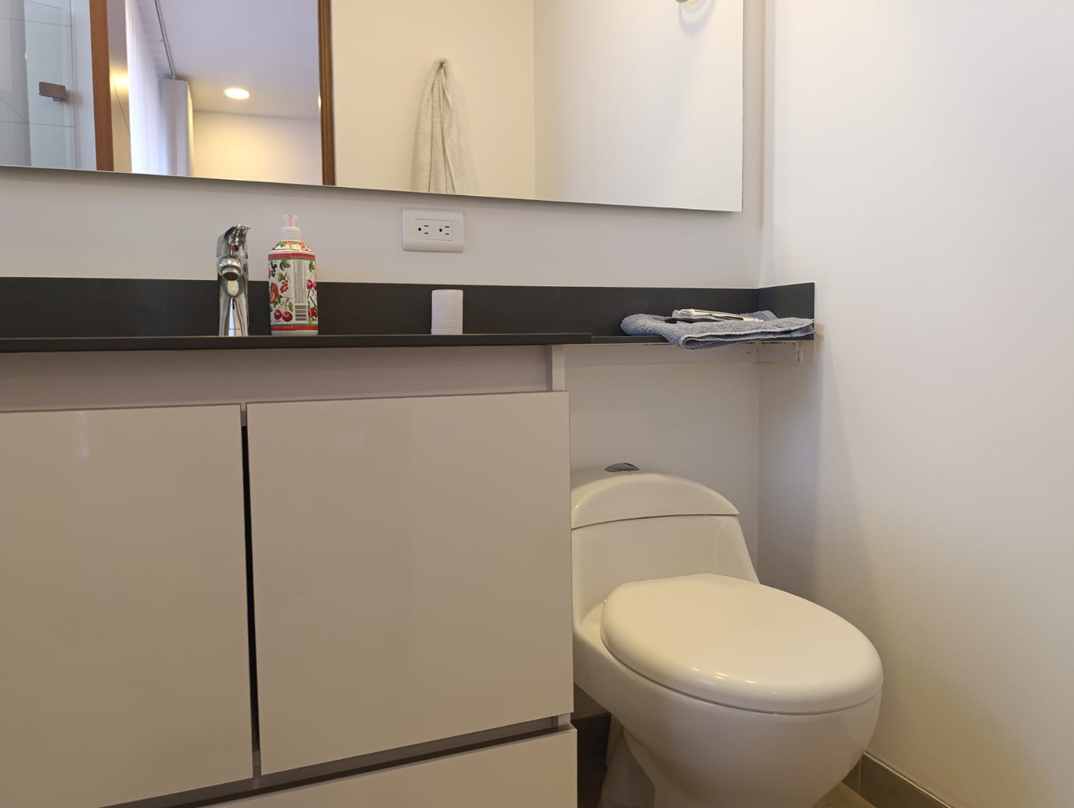 Apartamento en arriendo en El Tesoro, Medellín · foto 17 de 19