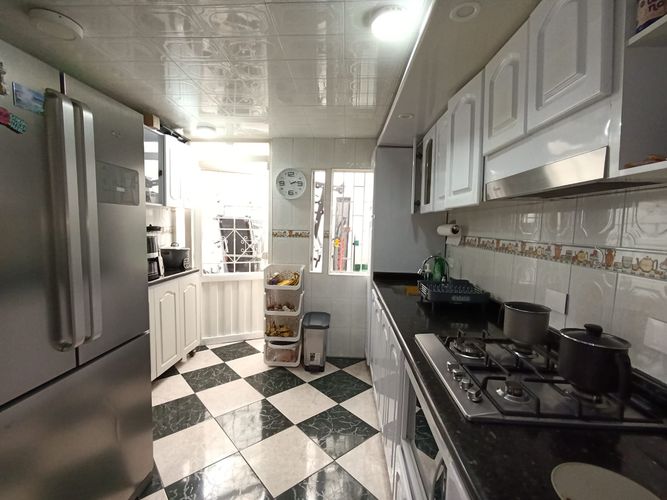 Casa de 4 alcobas en venta en Villa Luz, Bogotá, 350 m² · foto 18 de 24