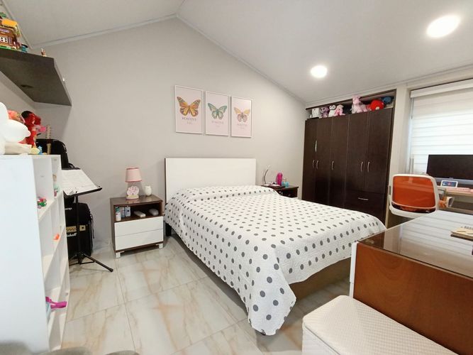Casa de 4 alcobas en venta en Villa Luz, Bogotá, 350 m² · foto 11 de 24