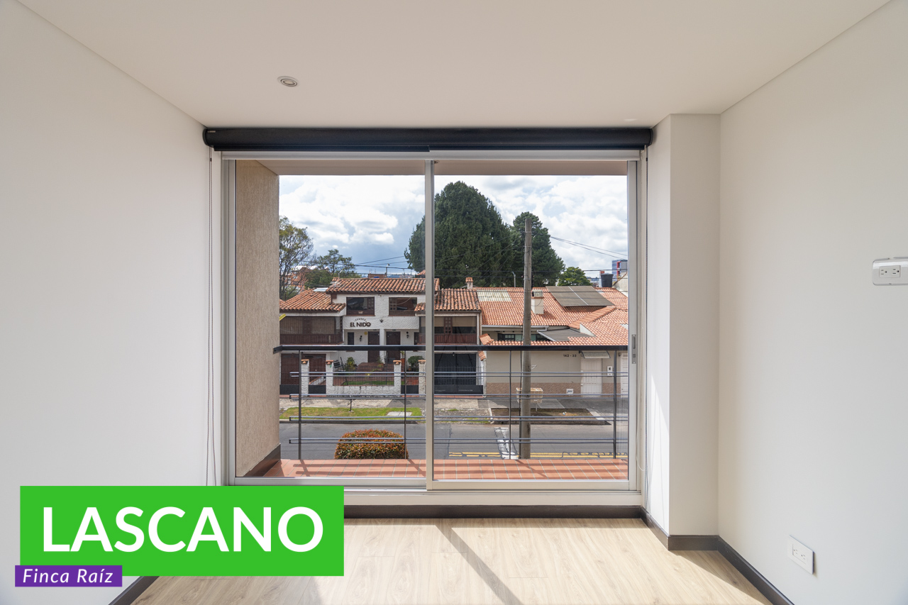 Apartamento en arriendo en Cedritos, Bogotá · foto 3 de 11