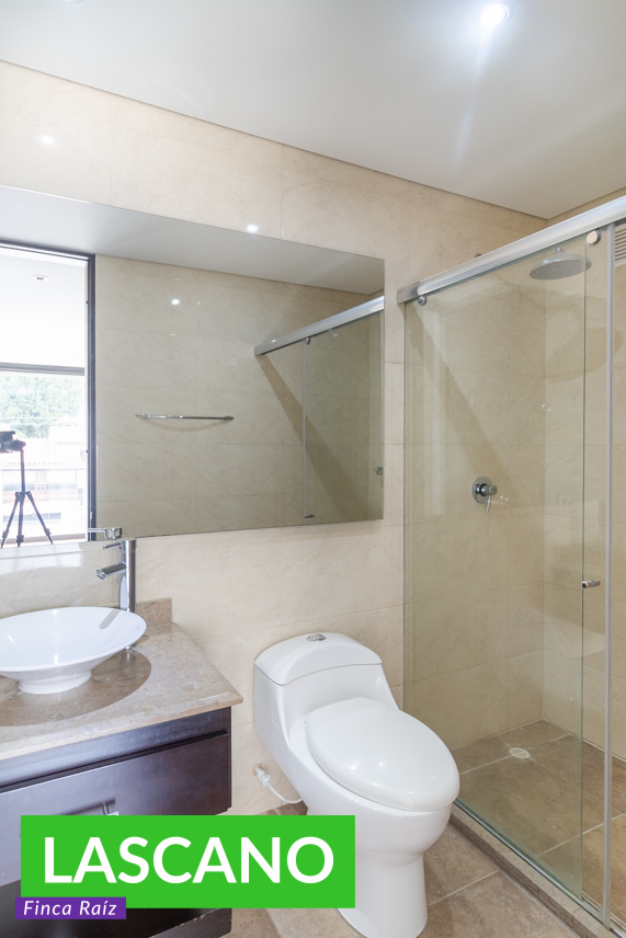 Apartamento en arriendo en Cedritos, Bogotá · foto 7 de 11