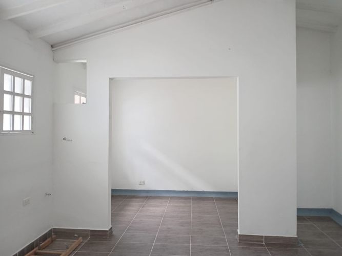 Local en arriendo en Patio Bonito, Medellín, 280 m² · foto 4 de 14