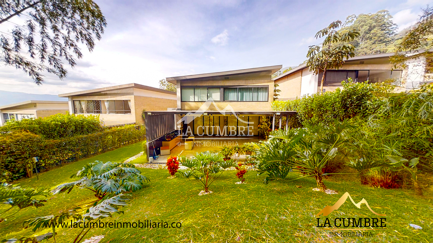 Casa de 3 alcobas en venta en San Lucas, Medellín, 352 m² · foto 9 de 20