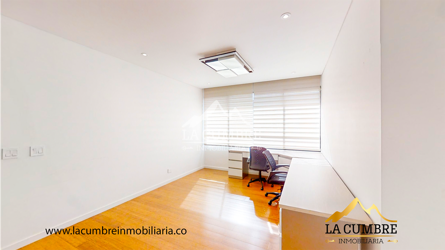 Casa de 3 alcobas en venta en San Lucas, Medellín, 352 m² · foto 11 de 20
