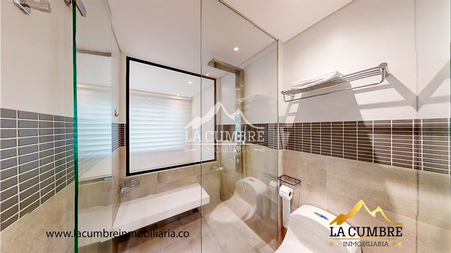 Casa de 3 alcobas en venta en San Lucas, Medellín, 352 m² · foto 16 de 20
