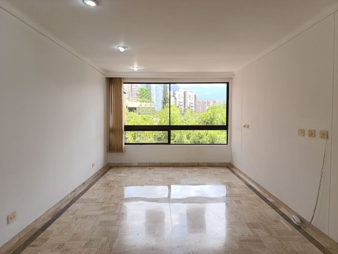Apartamento de 3 alcobas en arriendo en Los Balsos, Medellín, 320 m² · foto 10 de 19