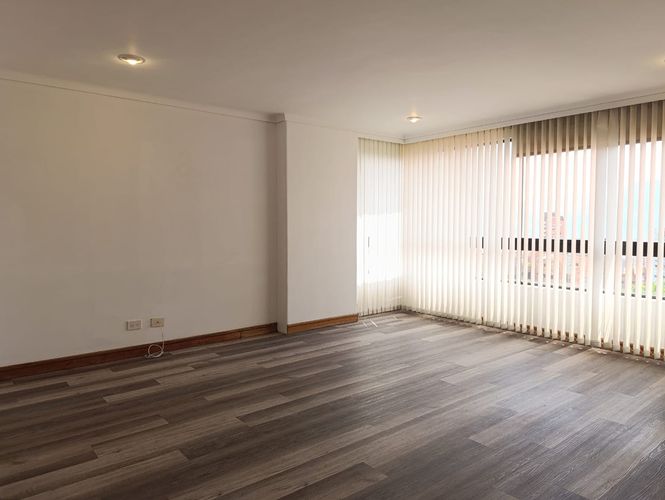 Apartamento de 3 alcobas en arriendo en Los Balsos, Medellín, 320 m² · foto 13 de 19