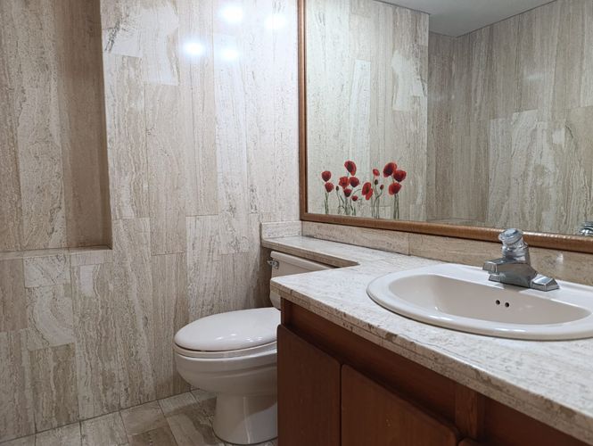 Apartamento de 3 alcobas en arriendo en Los Balsos, Medellín, 320 m² · foto 17 de 19