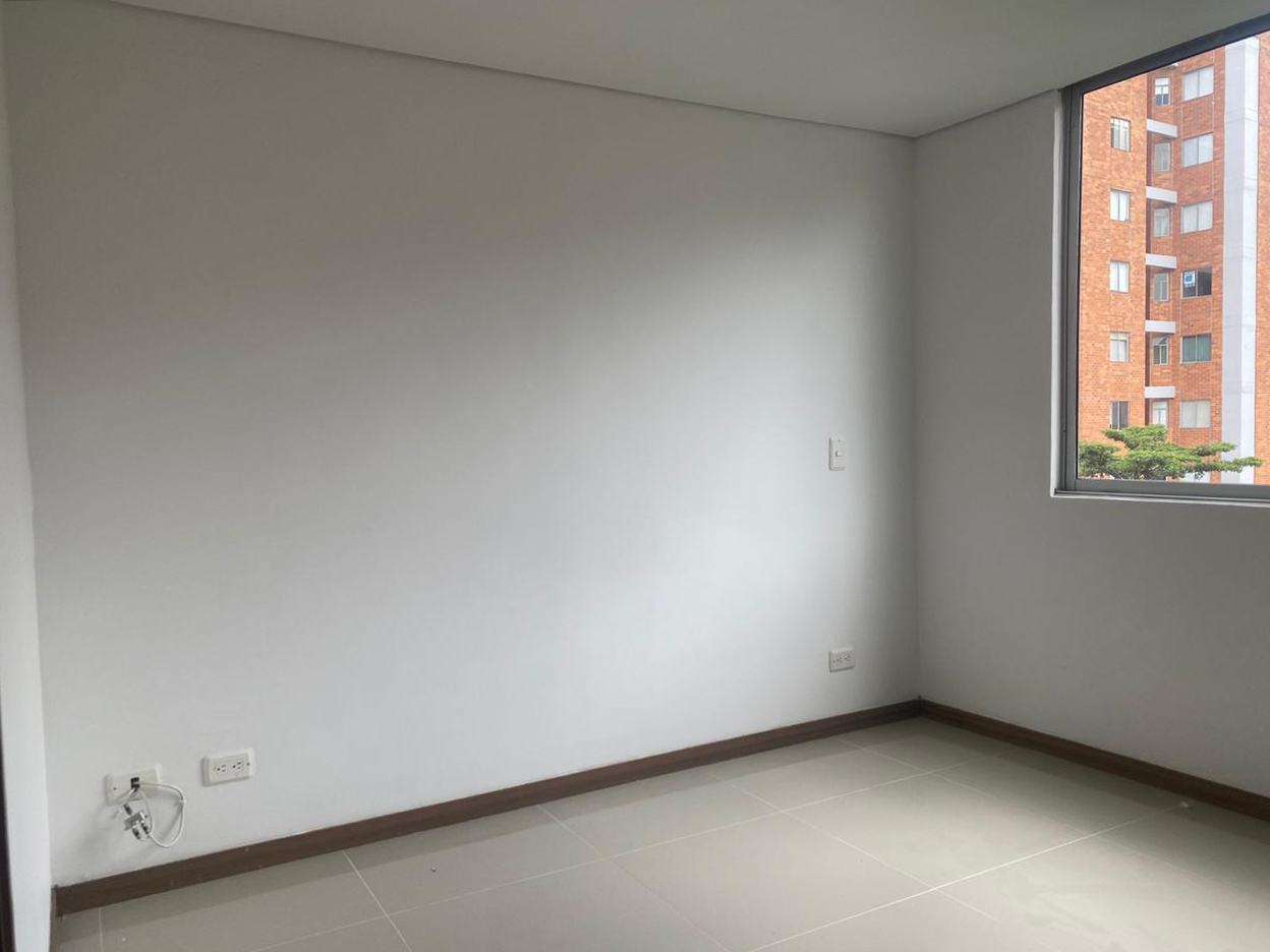 Apartamento en venta en Cumbres, Envigado · foto 6 de 17