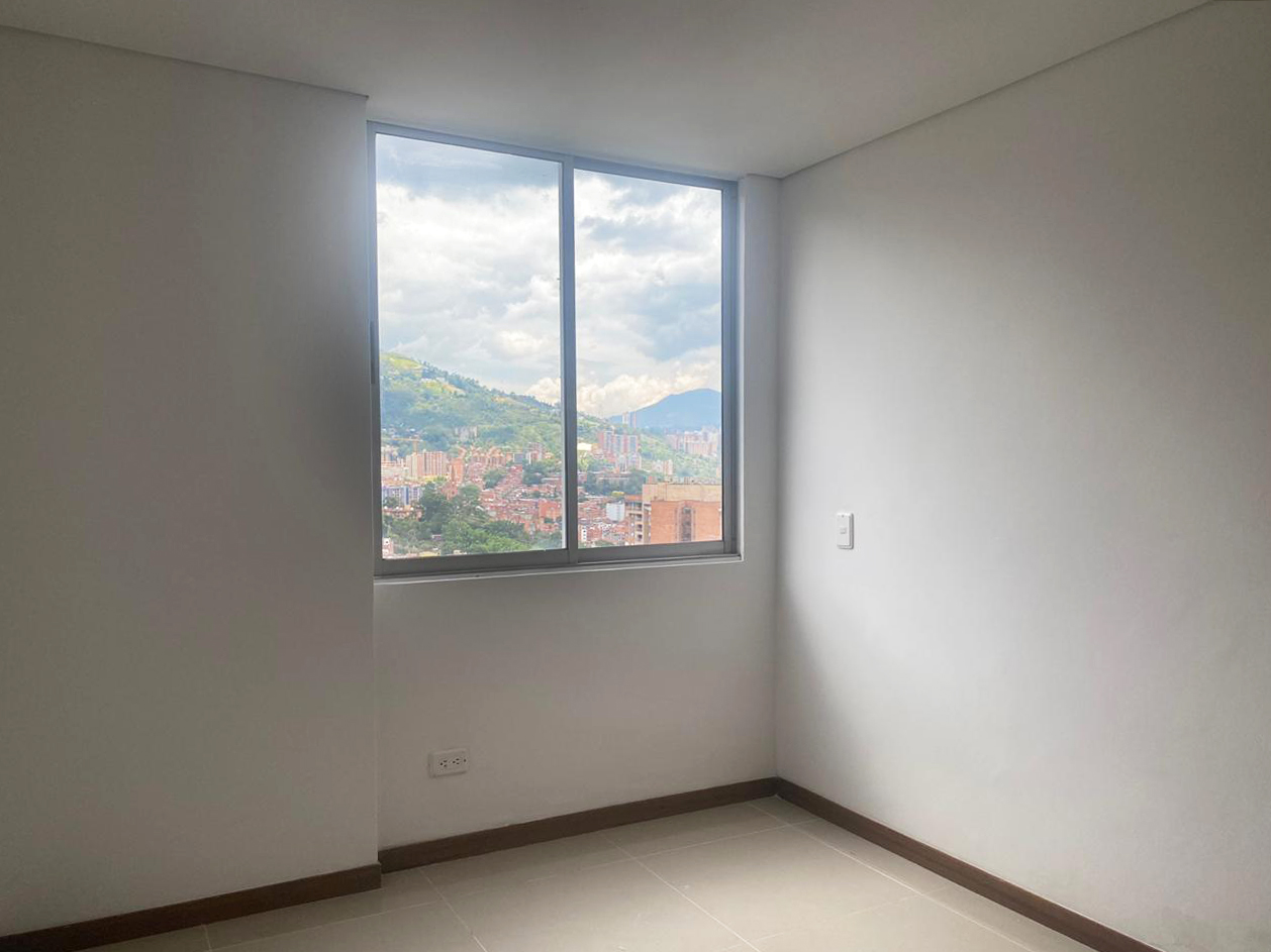 Apartamento en venta en Cumbres, Envigado · foto 13 de 17