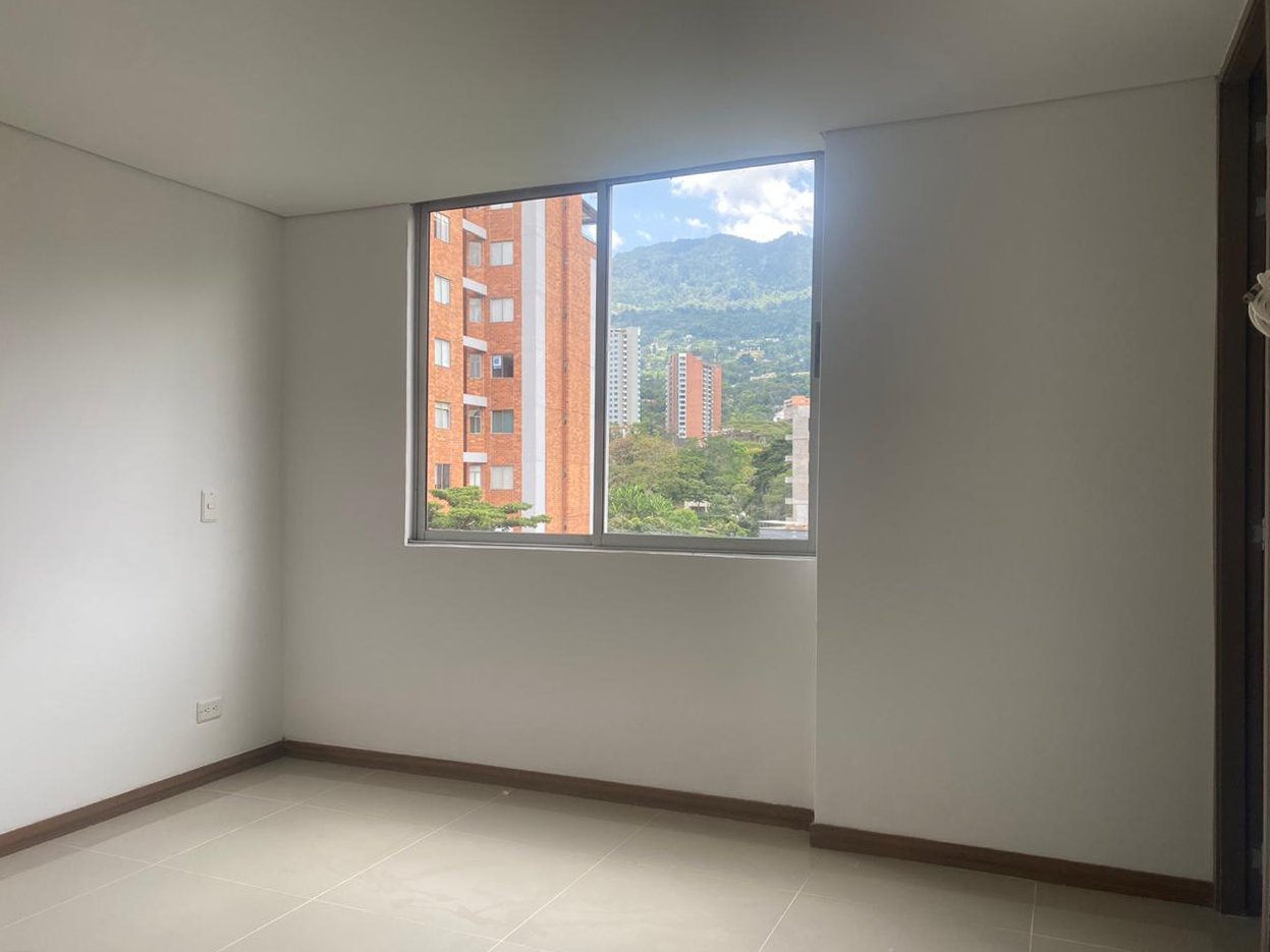 Apartamento en venta en Cumbres, Envigado · foto 15 de 17