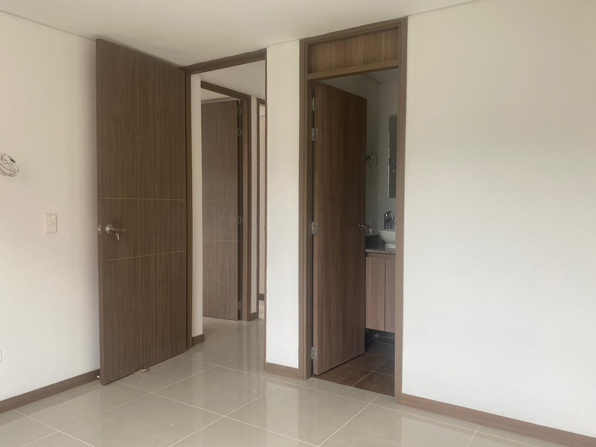 Apartamento en venta en Cumbres, Envigado · foto 16 de 17