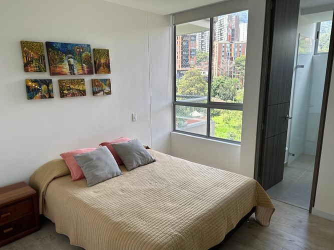 Apartamento de 3 alcobas en arriendo en Cumbres, Envigado, 140 m² · foto 7 de 12