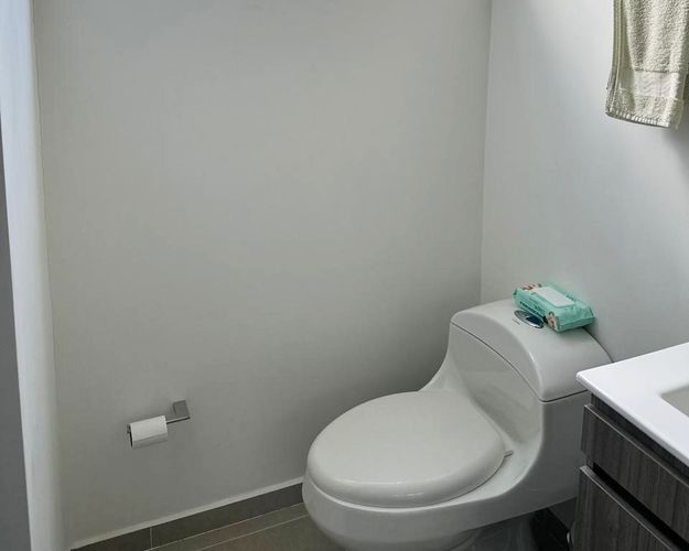 Apartamento de 3 alcobas en arriendo en Cumbres, Envigado, 140 m² · foto 8 de 12