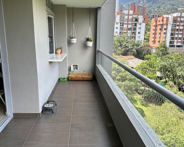 Apartamento de 3 alcobas en arriendo en Cumbres, Envigado, 140 m² · foto 12 de 12