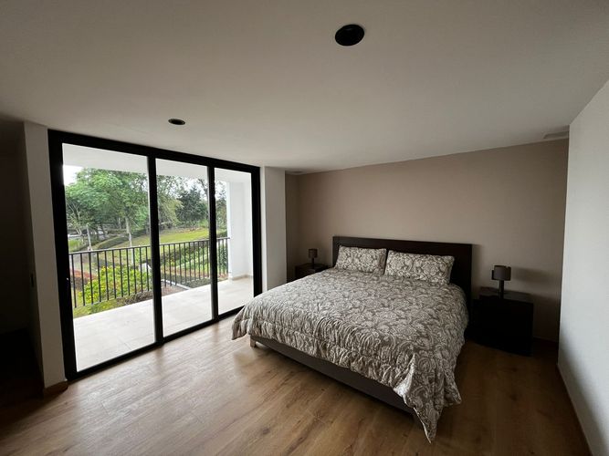 Casa de 3 alcobas en venta en Tribunas Corcega, Pereira, 1049 m² · foto 6 de 24