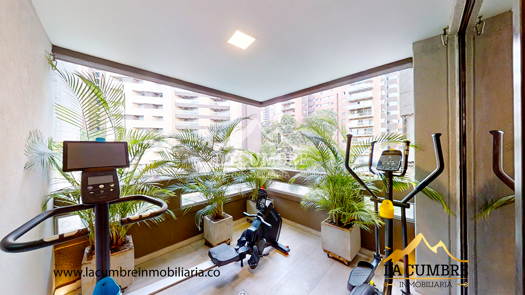 Apartamento en arriendo en Milla De Oro, Medellín · foto 16 de 17