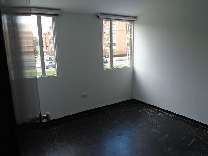 Casa en venta en Normandia Occidental, Bogotá · foto 9 de 16
