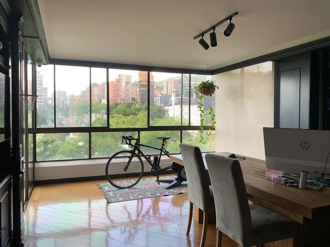 Apartamento de 4 alcobas en arriendo en El Poblado, Medellín, 280 m² · foto 2 de 19