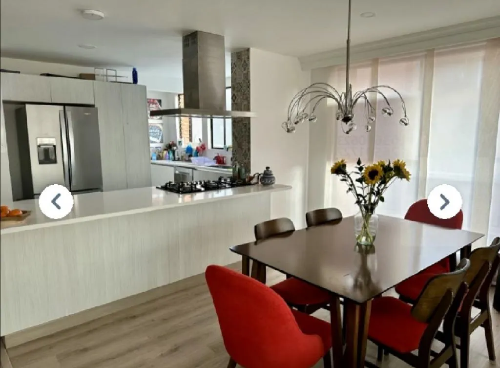 Apartamento en venta en Santa Barbara, Bogotá · foto 3 de 9