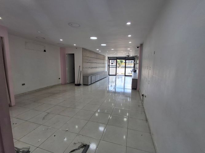 Local en arriendo en Cristo Rey, Medellín, 262 m² · foto 4 de 15