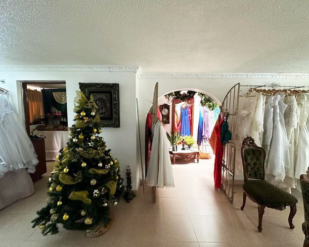 Local en arriendo en Belén, Medellín, 340 m² · foto 2 de 13
