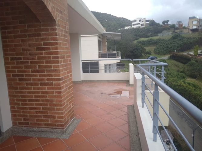 Casa de 4 alcobas en venta en Aposentos, Sopó, 400 m² · foto 19 de 20