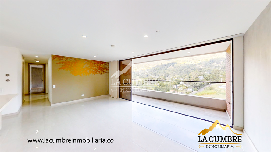 Apartamento de 3 alcobas en arriendo en Loma De Las Brujas, Envigado, 135 m² · foto 2 de 16