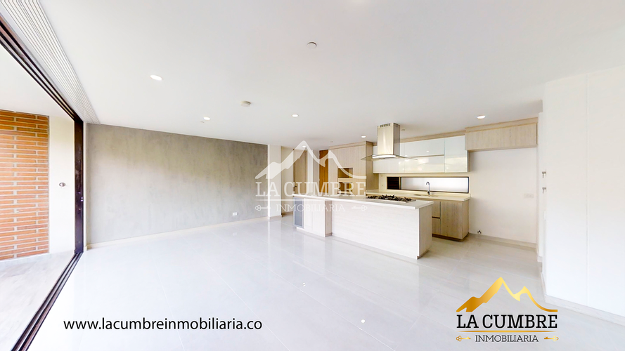 Apartamento de 3 alcobas en arriendo en Loma De Las Brujas, Envigado, 135 m² · foto 3 de 16