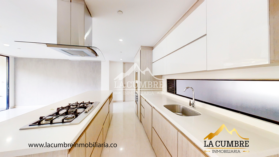 Apartamento de 3 alcobas en arriendo en Loma De Las Brujas, Envigado, 135 m² · foto 8 de 16