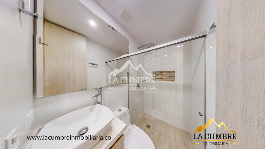 Apartamento de 3 alcobas en arriendo en Loma De Las Brujas, Envigado, 135 m² · foto 13 de 16