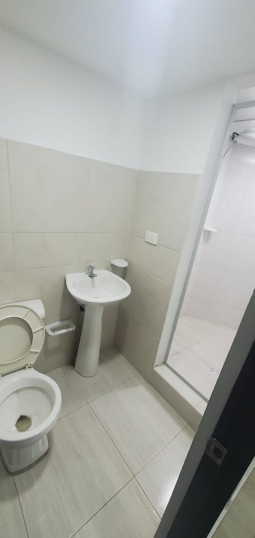 Apartaestudio en arriendo en Castilla, Bogotá, 40 m² · foto 5 de 5