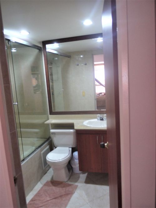 Apartamento de 2 alcobas en venta en Gran America, Bogotá, 80 m² · foto 13 de 24