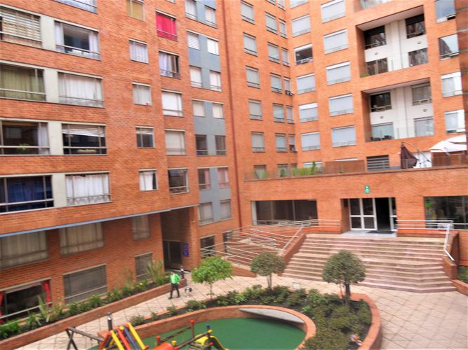 Apartamento de 2 alcobas en venta en Gran America, Bogotá, 80 m² · foto 15 de 24