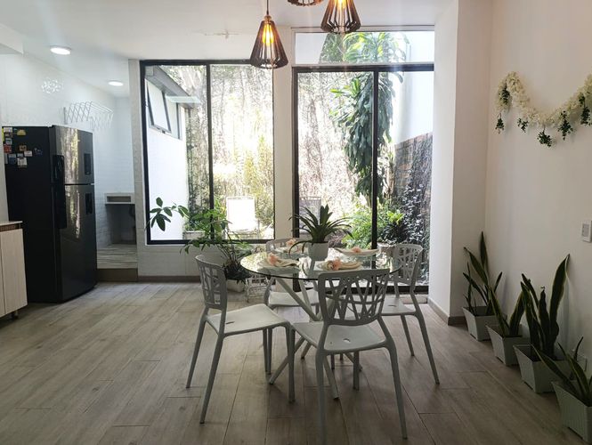 Casa de 4 alcobas en venta en El Poblado, Medellín, 260 m² · foto 2 de 20