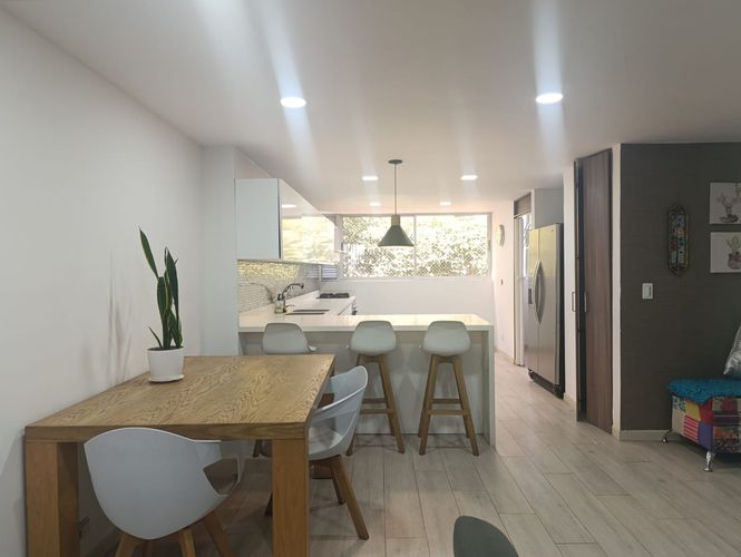 Casa de 4 alcobas en venta en El Poblado, Medellín, 260 m² · foto 5 de 20