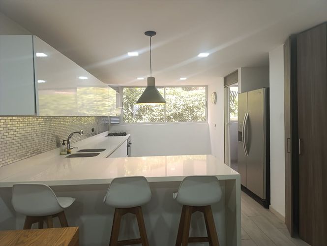 Casa de 4 alcobas en venta en El Poblado, Medellín, 260 m² · foto 8 de 20