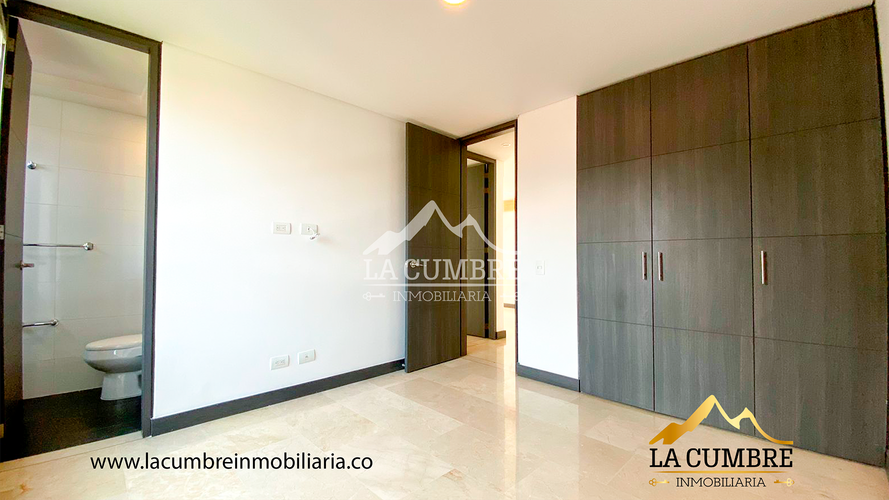 Apartamento de 3 alcobas en arriendo en Castropol, Medellín, 146 m² · foto 8 de 16