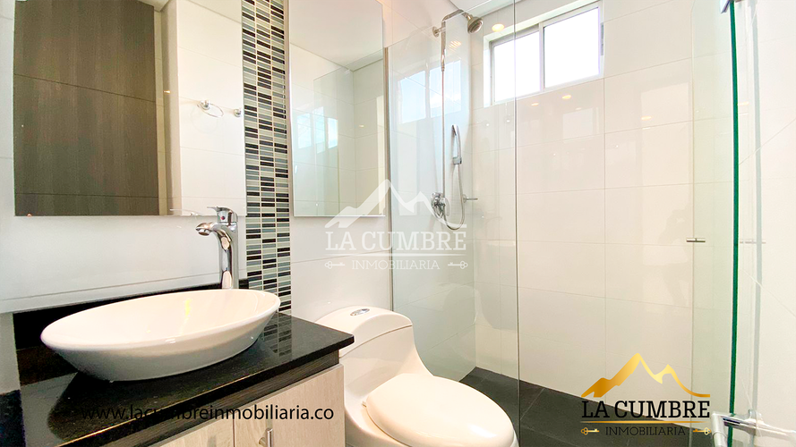 Apartamento de 3 alcobas en venta en Castropol, Medellín, 146 m² · foto 10 de 16