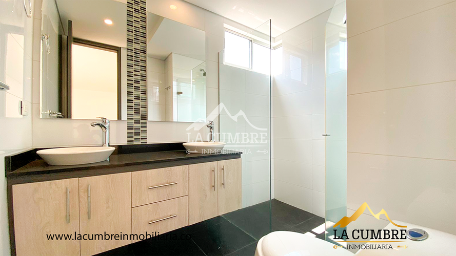 Apartamento de 3 alcobas en venta en Castropol, Medellín, 146 m² · foto 13 de 16