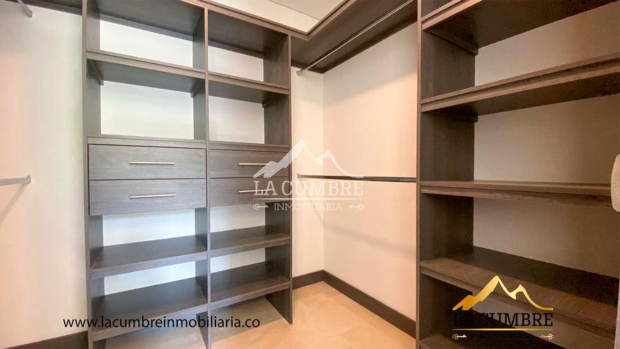Apartamento de 3 alcobas en venta en Castropol, Medellín, 146 m² · foto 16 de 16