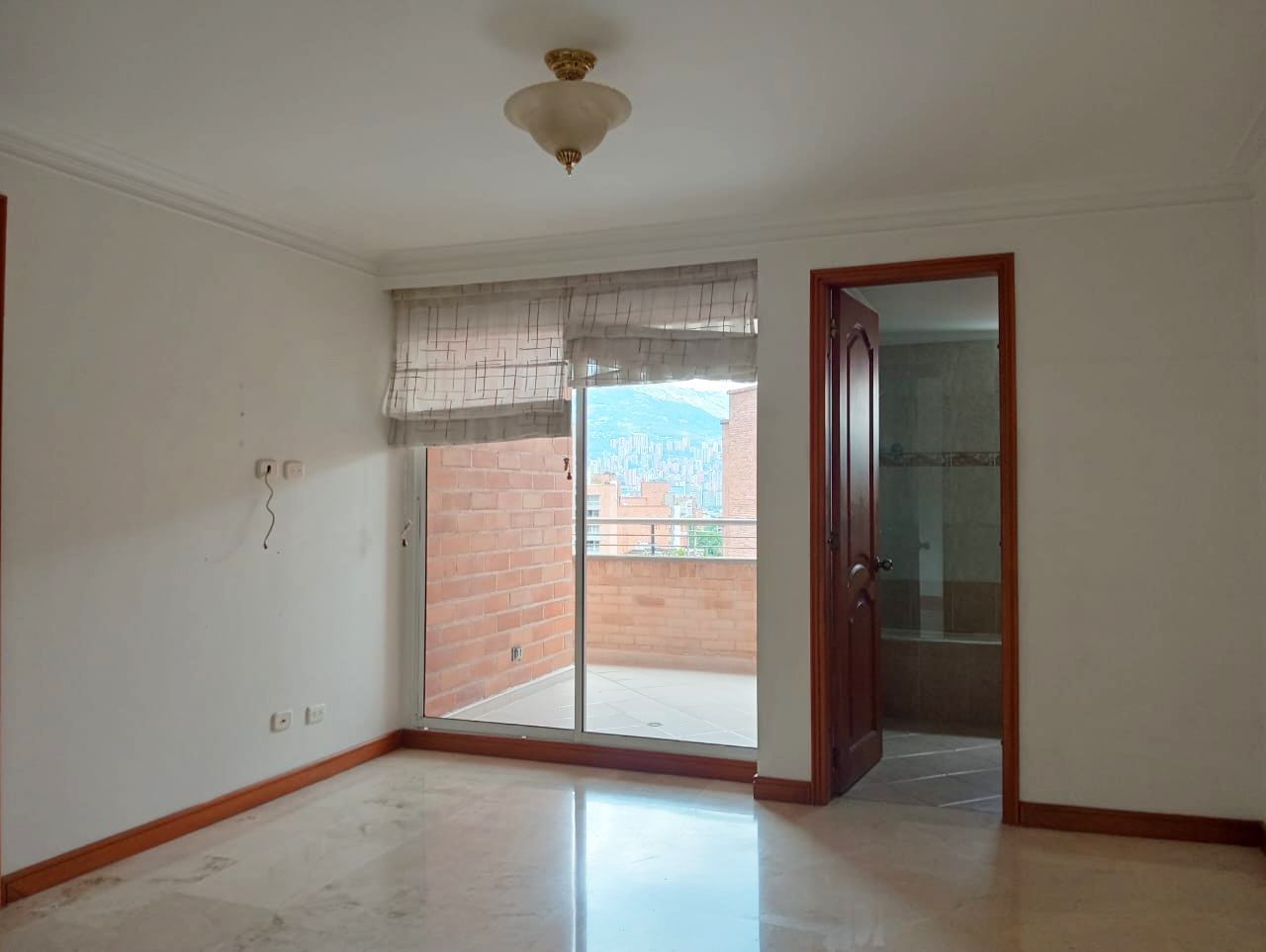 Apartamento en arriendo en Laureles, Medellín · foto 2 de 20