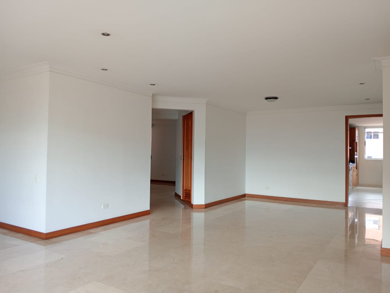 Apartamento en arriendo en Laureles, Medellín · foto 4 de 20