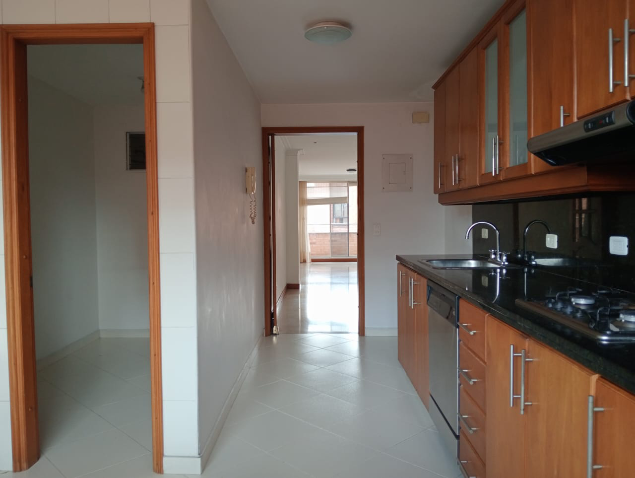 Apartamento en arriendo en Laureles, Medellín · foto 7 de 20