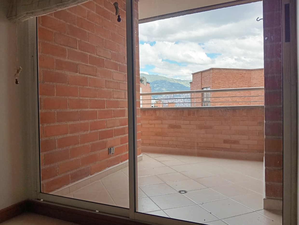 Apartamento en arriendo en Laureles, Medellín · foto 19 de 20
