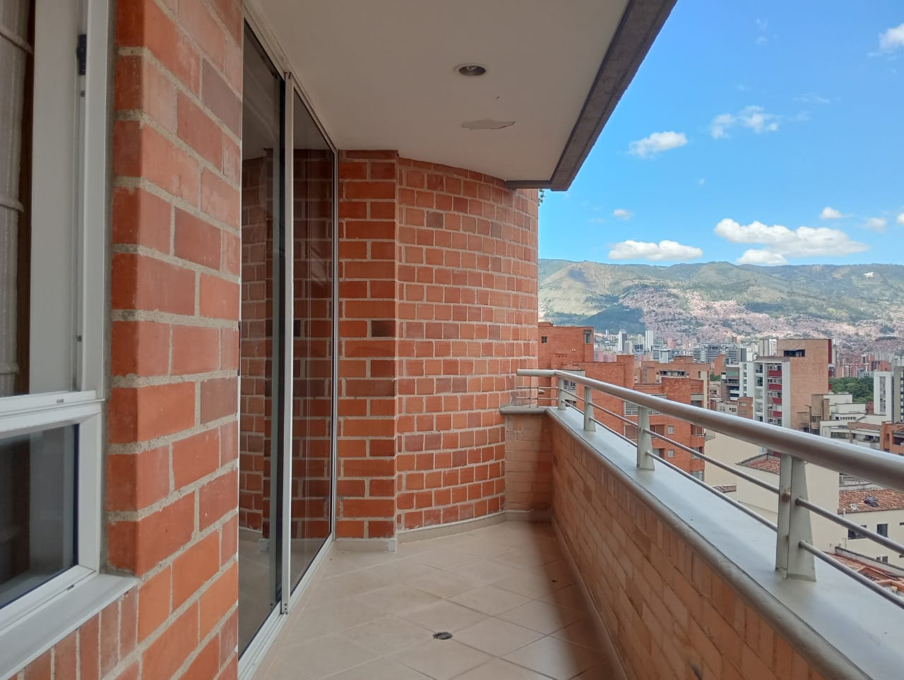 Apartamento en arriendo en Laureles, Medellín · foto 20 de 20