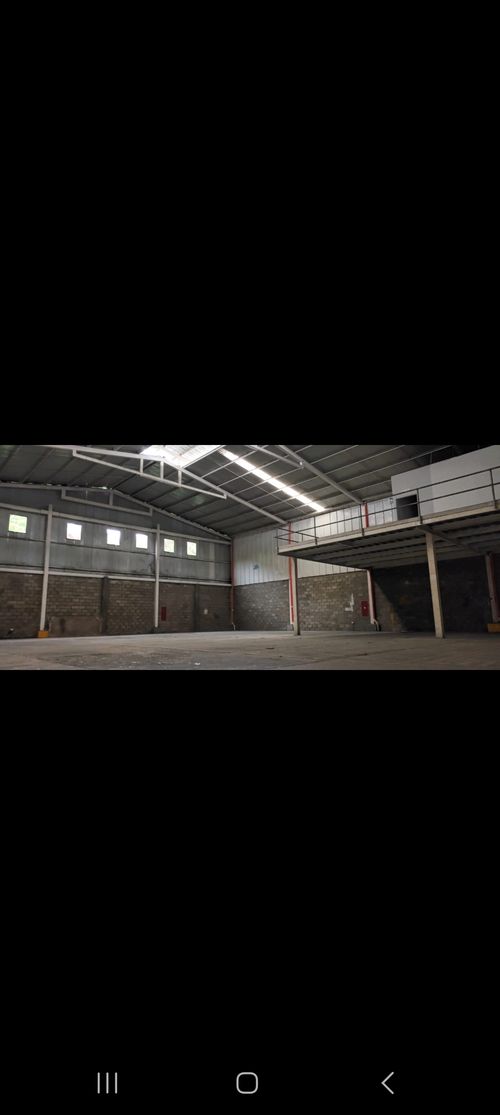Bodega en arriendo en Zona Industrial, Yumbo, 730 m² · foto 2 de 5