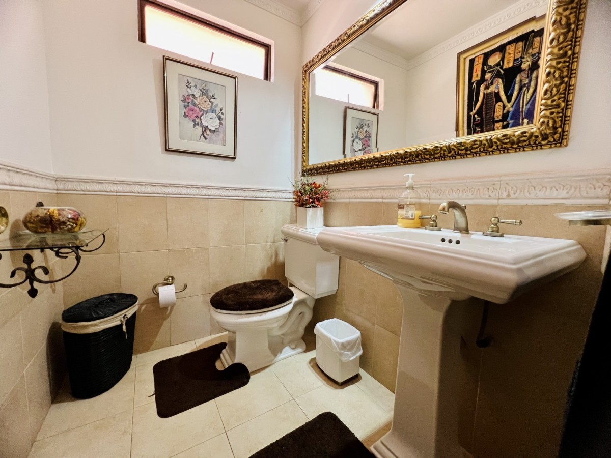 Casa en venta en San Jose De Bavaria, Bogotá · foto 12 de 24