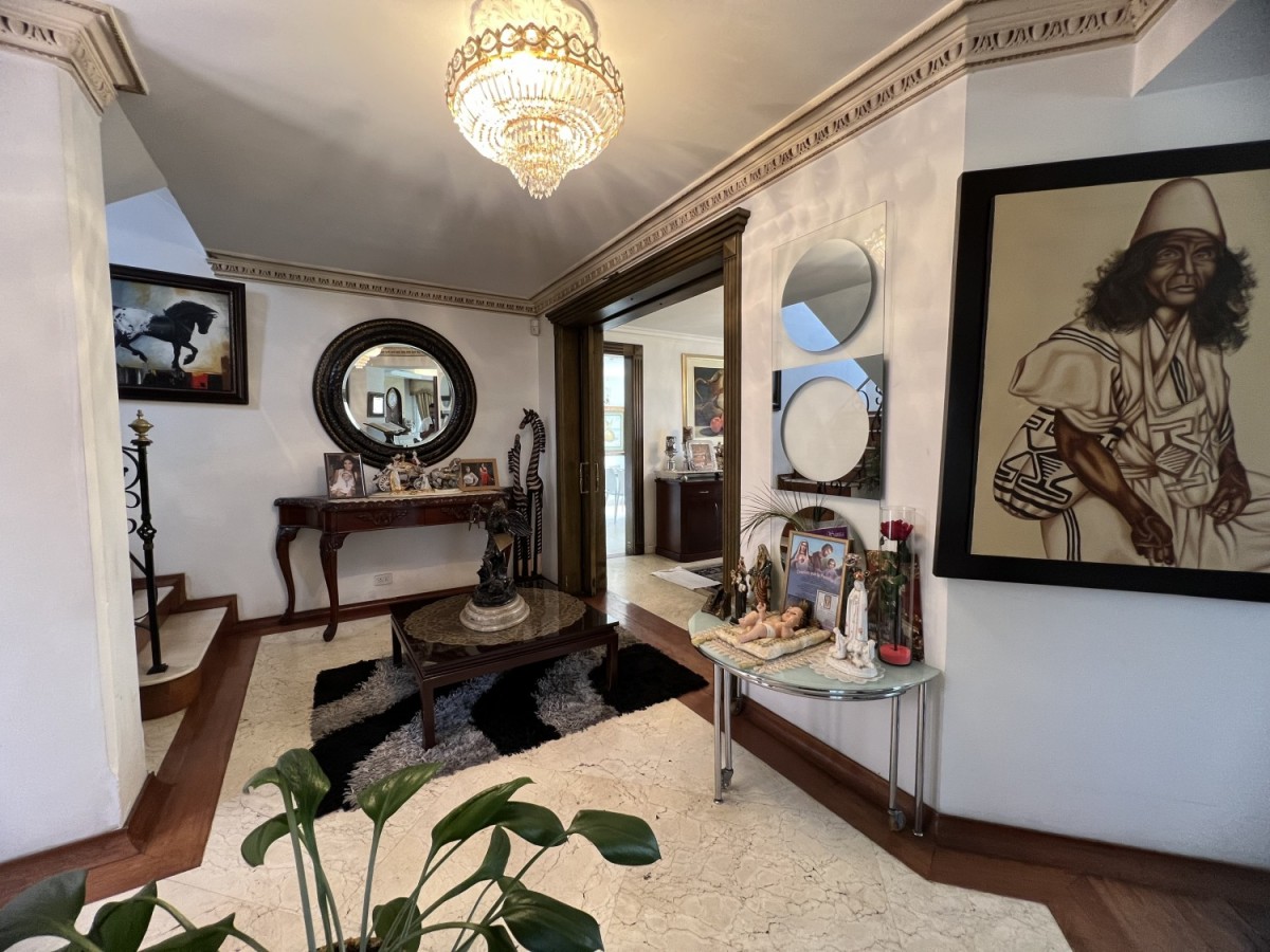 Casa en venta en San Jose De Bavaria, Bogotá · foto 16 de 24